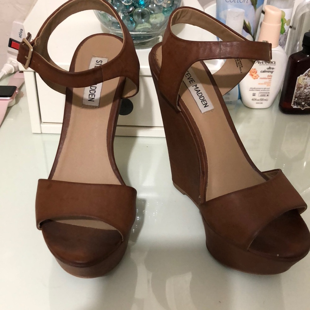 Steve Madden “Laine” wedges